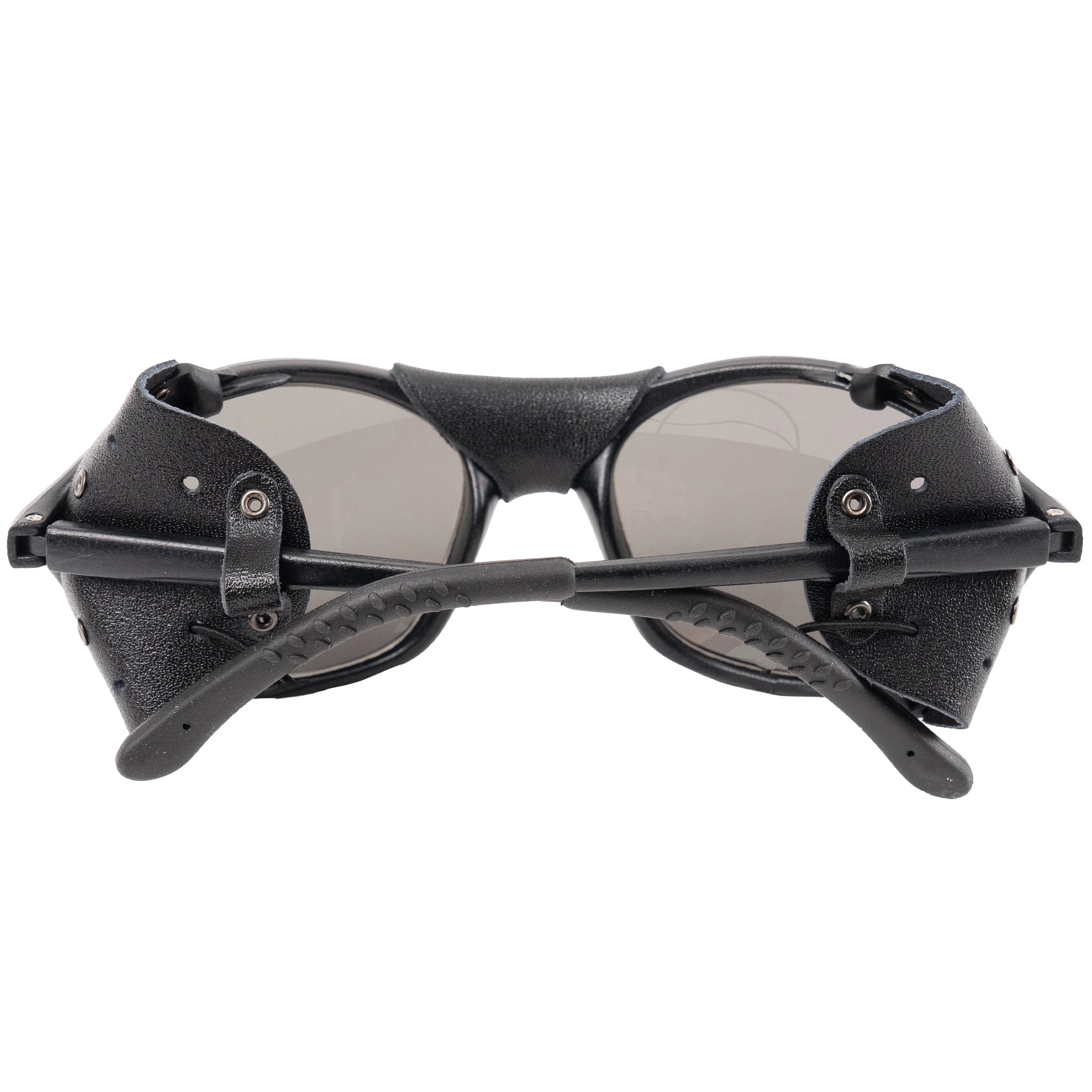 Rothco Glacier Sunglasses With Wind Guard Military close-up photo