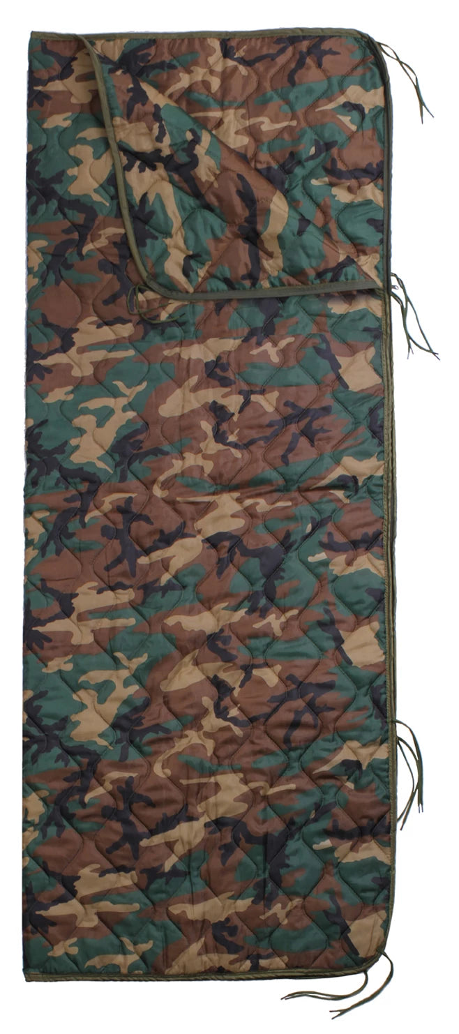 Rothco Enhanced G.I. Type Rip-Stop Poncho Liner With Zipper Woodland close-up photo